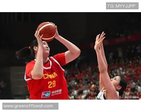 澳大利亚女篮与西班牙队激战正酣谁将晋级国际篮球赛决赛舞台