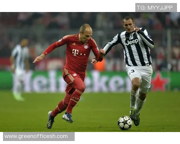 拜仁战尤文科曼执教之路的交锋与挑战分析 拜仁战尤文科曼执教之路的交锋与挑战分析