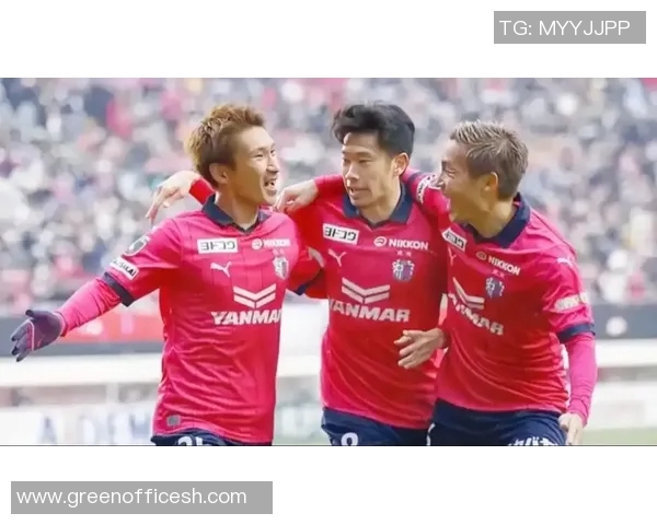 大阪飞脚与大阪樱花的激烈对决展现足球魅力与城市精神的巅峰对抗