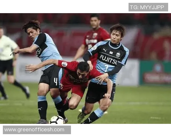 山东队与八一队精彩对决回顾分析赛场表现与战术布局