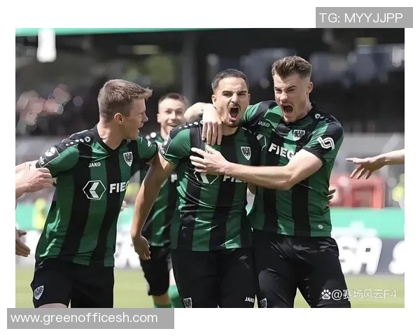 帕德博恩与科隆激战正酣谁能在德乙赛场上笑到最后 帕德博恩与科隆激战正酣谁能在德乙赛场上笑到最后