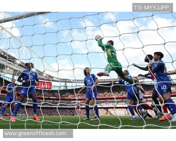 莱斯特城与阿森纳的对决揭示英超魔方的战术奥秘与精彩瞬间 莱斯特城与阿森纳的对决揭示英超魔方的战术奥秘与精彩瞬间