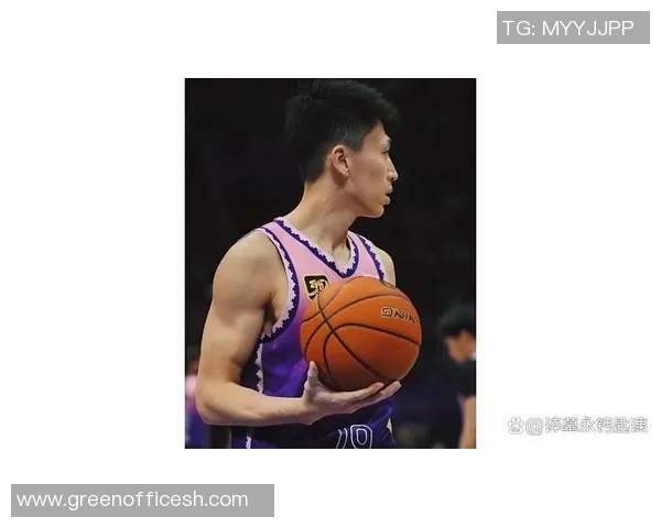 刘晓宇：从篮球新星到职业生涯巅峰的奋斗历程与心路历程